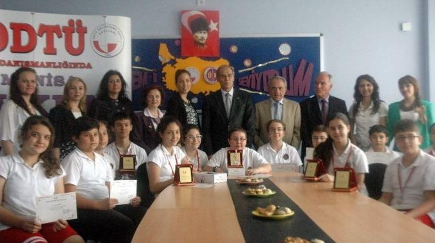 &Uuml;lkem Koleji, Eureka Bilimsel Proje Yarışmasında Birinci Oldu