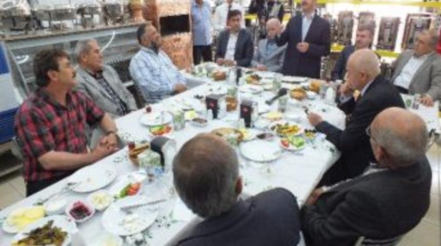 Ak Parti İl Teşkilatı&rsquo;nın İstişare Toplantıları S&uuml;r&uuml;yor