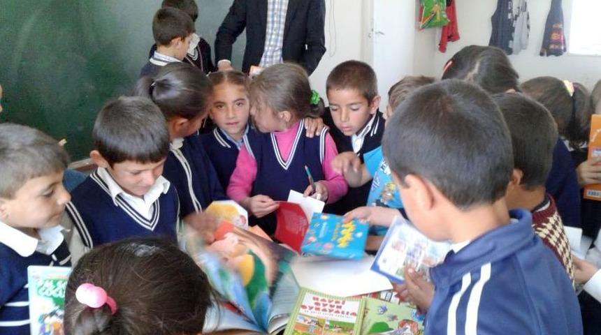 Bilgi Evi &Ouml;ğrencilerinin Topladığı Yardımlar Yerine Ulaştı