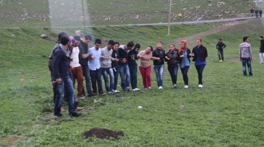 &Ouml;ğrenciler G&ouml;n&uuml;llerince Eğlendiler