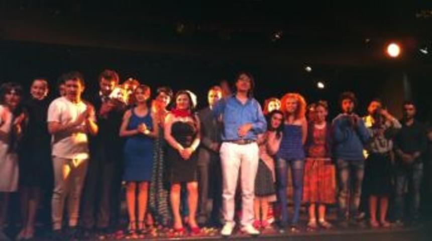 Gsf&rsquo;den Muhteşem Tiyatro G&ouml;sterisi