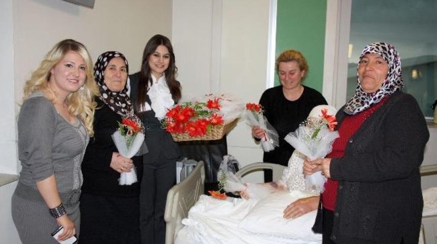 Medical Park &lsquo;anneler G&uuml;n&uuml;n&uuml;&rsquo; Kutladı