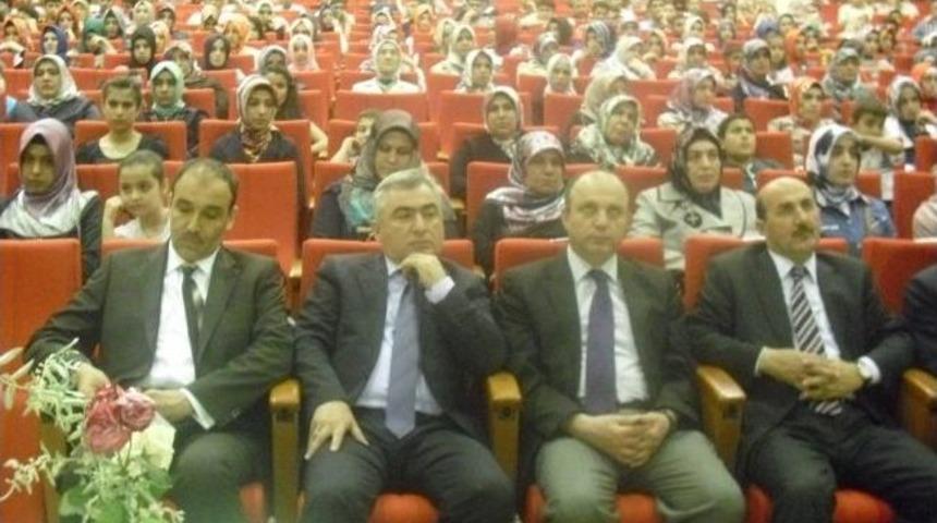 Anadolu İmam Hatip Lisesi'nde 101 Hadis Ezber Yarışması