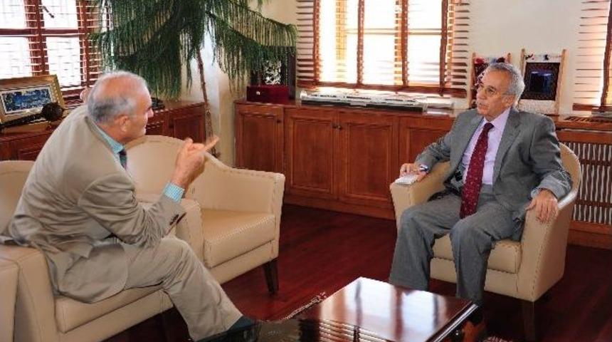 Yavuz Donat, Başkan Yılmaz&rsquo;ı Ziyaret Etti