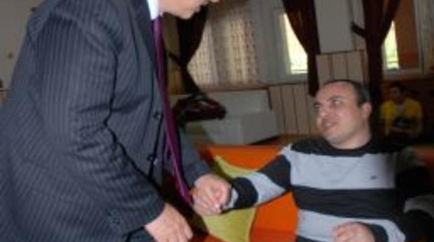 Maganda Kurşunuyla Fel&ccedil; Kalan Vatandaşın Feryadı: Kimse Silah Atmasın