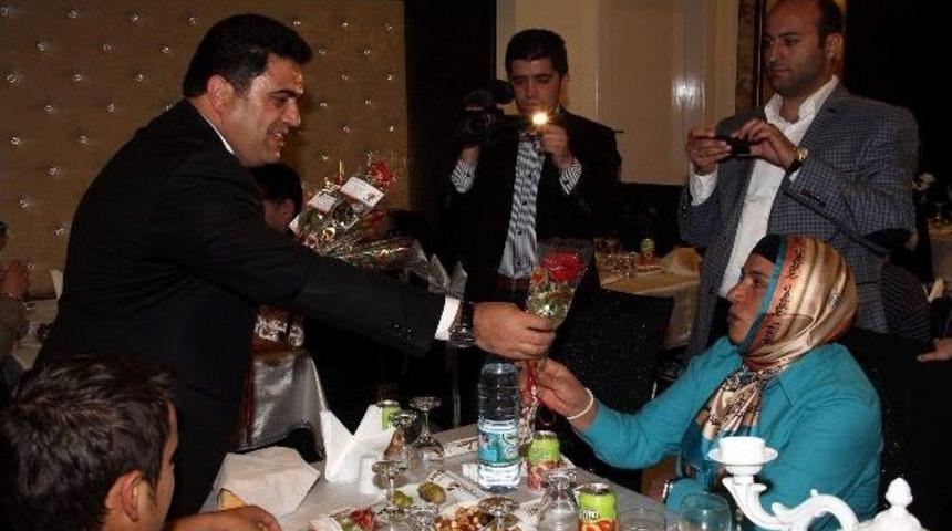 Ak Parti Engelli Vatandaşlar İle Biraraya Geldi