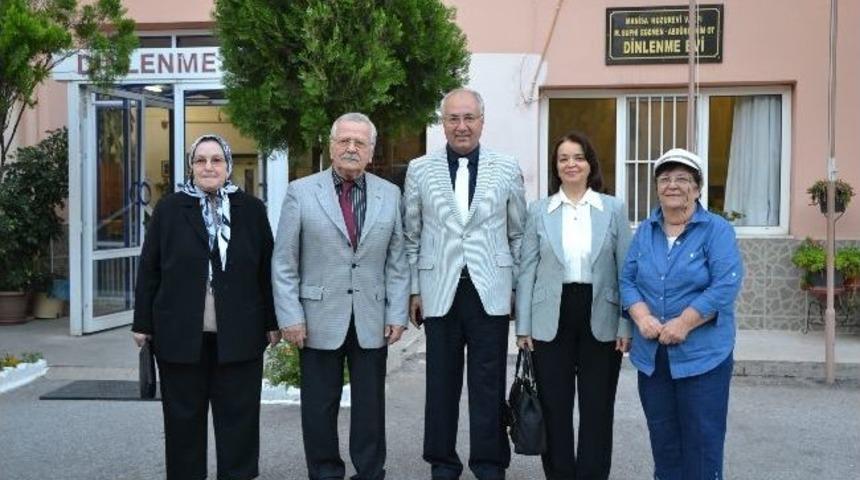 Vali Daşöz Ve Eşinen Anneler Günü Ziyareti