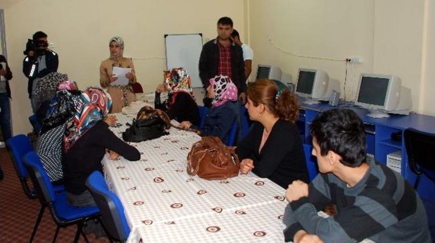 Anadolu Gap G&ouml;rmeyenler Derneği'nden Engellilere Kurs