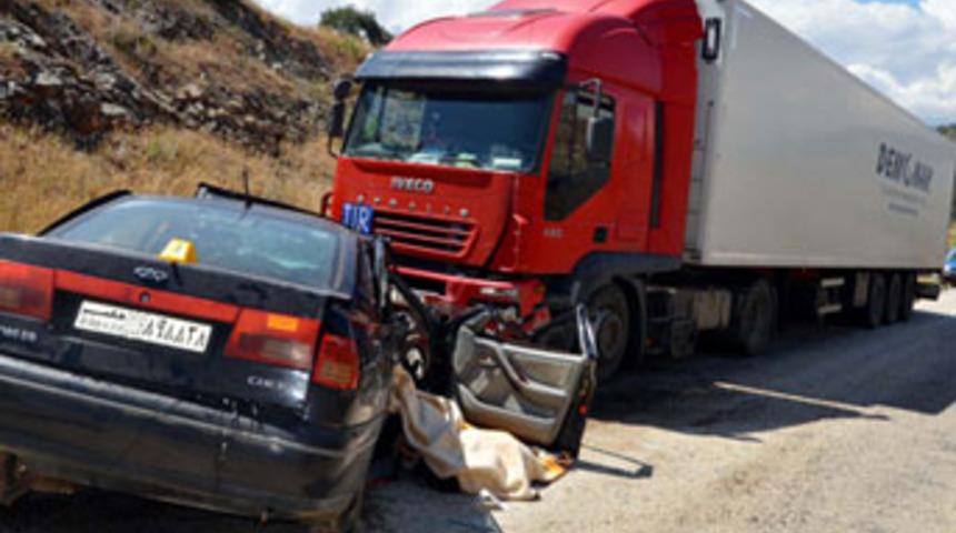 4 Suriyeli kazada &ouml;ld&uuml;