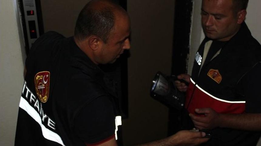 Asans&ouml;rde Mahsur Kalan D&ouml;rt &Ouml;ğrenci Birbirini Su&ccedil;ladı