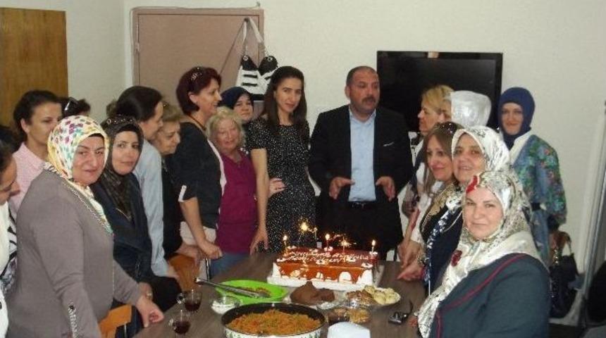 Kadın Meclisi, Anneler G&uuml;n&uuml;n&uuml; Hep Birlikte Kutladı