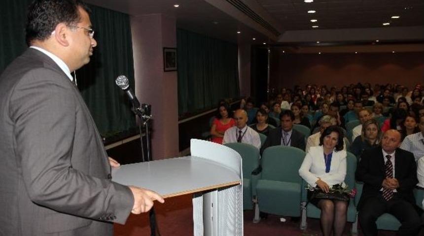Akdeniz &Uuml;niversitesi Hastanesi Hemşirelerini Unutmadı