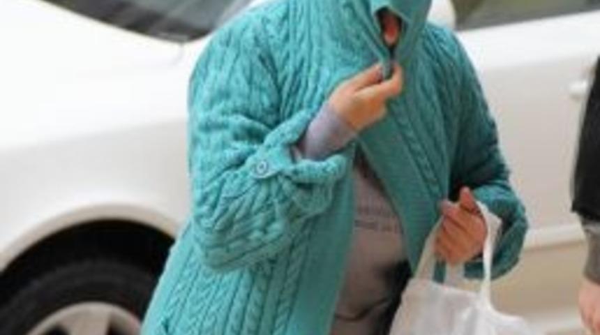 Evinde Fuhuş Yaptıran Kadın G&ouml;zaltına Alındı