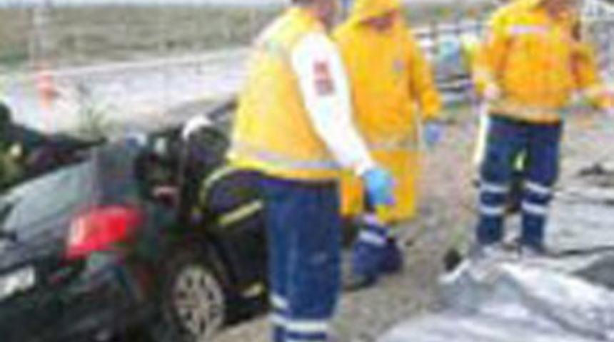 Katliam gibi kaza: 4 &ouml;l&uuml;