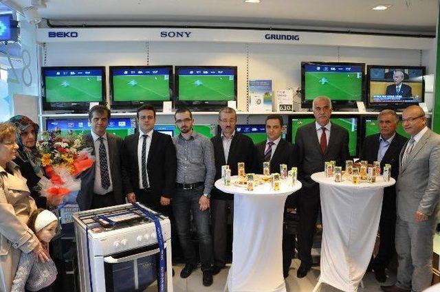 Beko, Yerköy'de Yılın Annesini Seçti