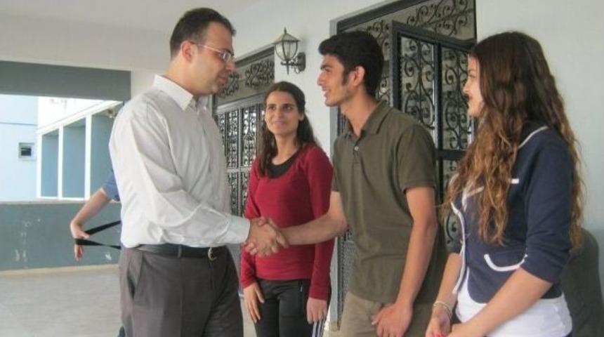 Menderes Anadolu Lisesi Anneleri Unutmadı