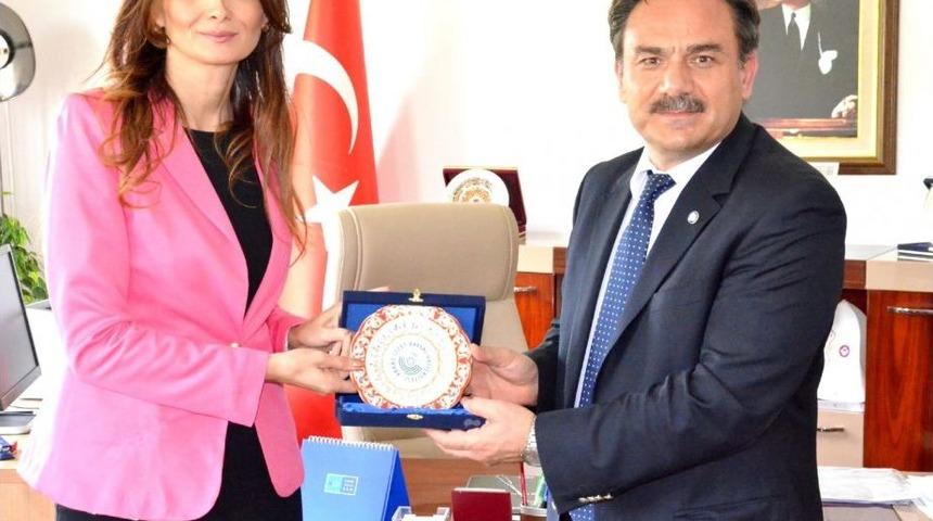 Azeri Milletvekilinden Rekt&ouml;r Coşkun&rsquo;a Ziyaret