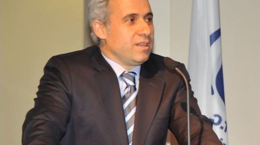 Esog&uuml;&rsquo;de 'hemşirelikte G&uuml;&ccedil; Ve G&uuml;&ccedil;lenme' Konferansı