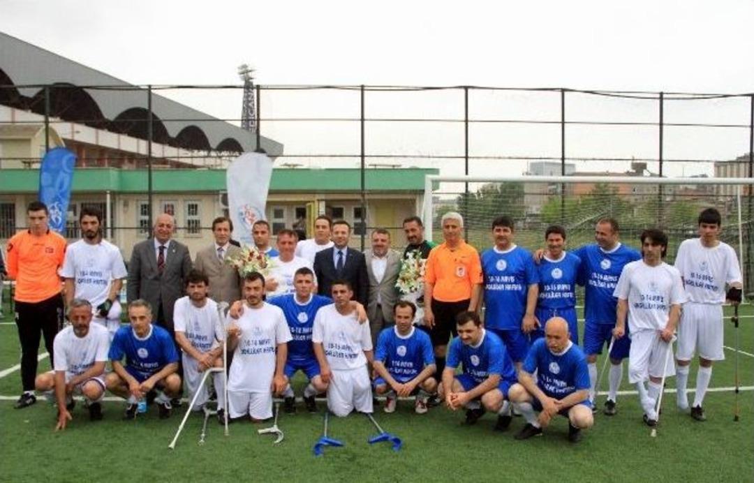 Engelliler İle Protokol Ma&ccedil;ı