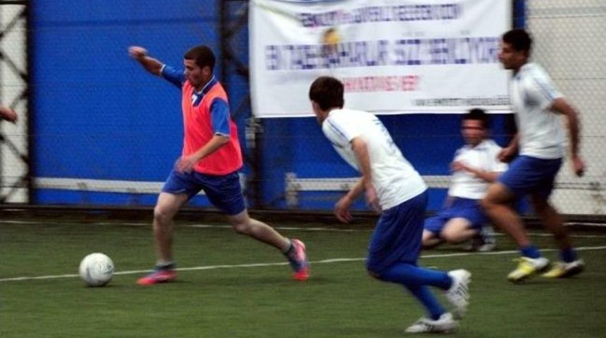 Van&rsquo;da Halı Saha Futbol Turnuvası