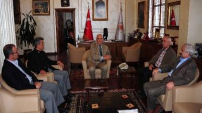 Pelitk&ouml;y&rsquo;den Başkan Yılmaz&rsquo;a Teşekk&uuml;r Ziyareti