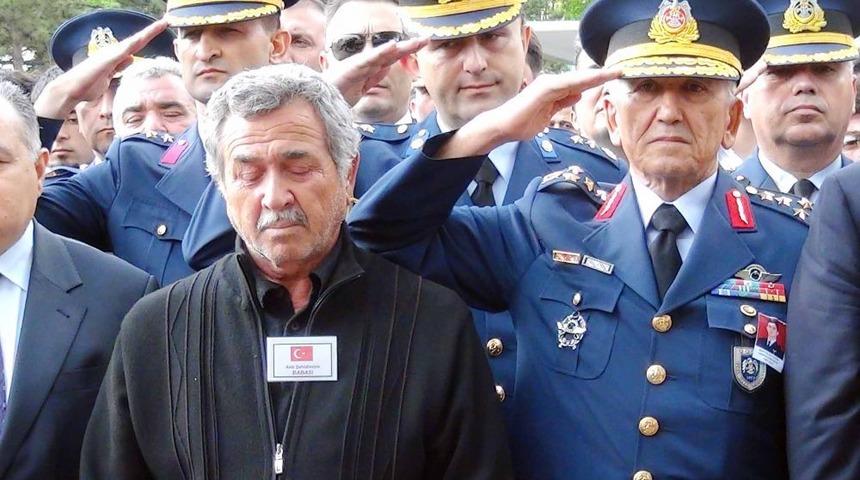 Şehit F-16 Pilotu G&uuml;m&uuml;şsoy, Aksaray'da Toprağa Verildi