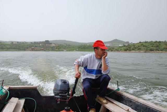 Sındırgı’da Kaybolan Balıkçıyı Arama Çalışmaları Devam Ediyor