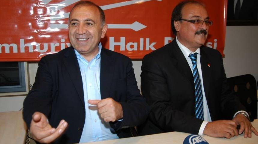 G&uuml;rsel Tekin Uşak&rsquo;tan &Ccedil;ağrı Yaptı