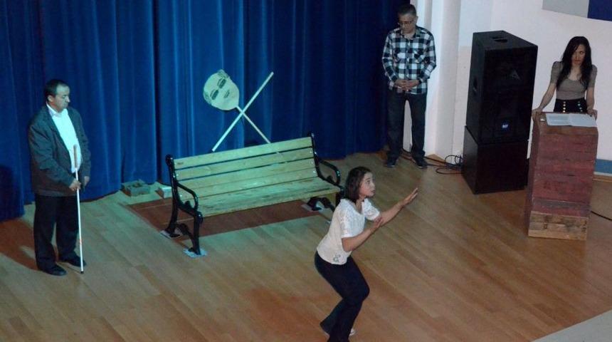 &Uuml;niversiteye Engelsiz Birimi Kuruluyor