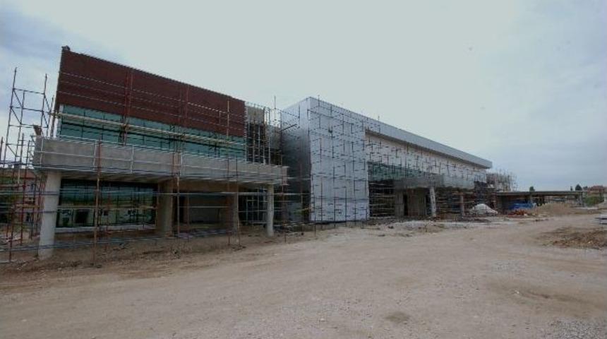 Gediz Devlet Hastanesi İnşaatında Sona Doğru Yaklaşılıyor