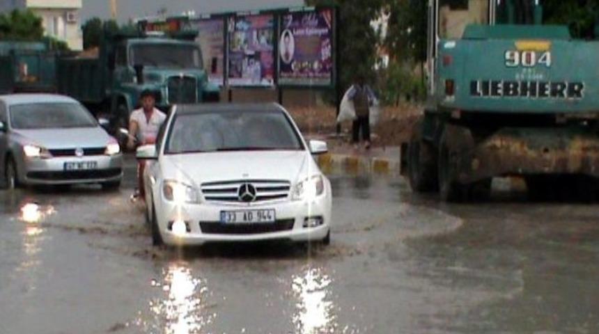 Nusaybin&rsquo;de Yağmur Hayatı Olumsuz Etkiledi