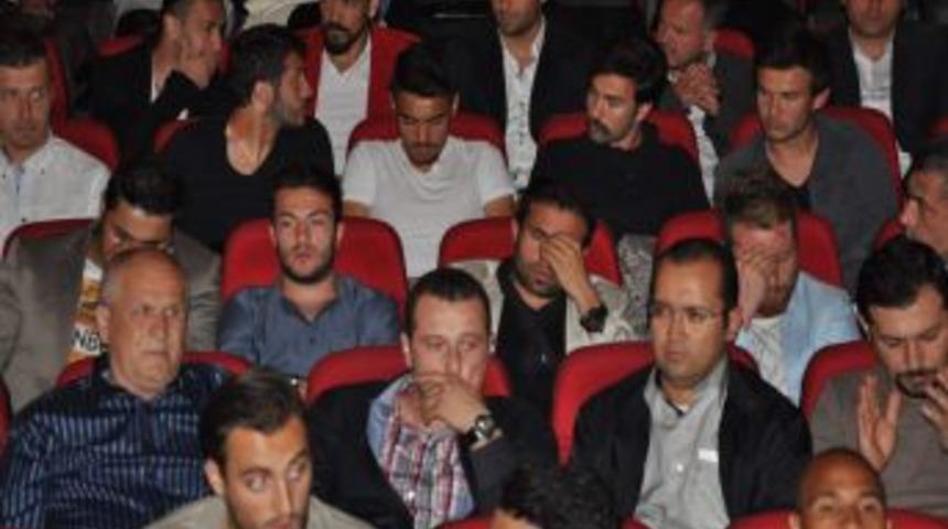 Taraftarlar Ediz'i 'Kalplerden Cennete' Belgeseliyle Andı