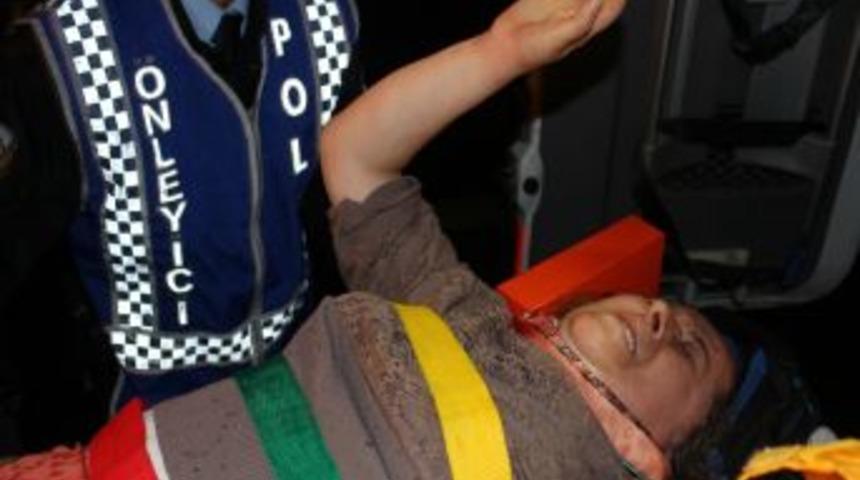 İstanbul&rsquo;da Yağmur Kazaları Beraberinde Getirdi