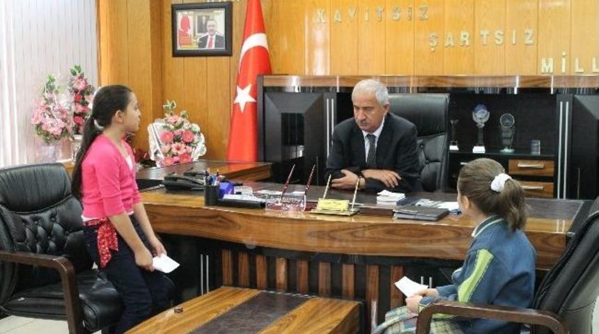 Akdağmadeni İl&ccedil;esinde Minikler Belediye Başkanı Daştan İle R&ouml;portaj Yaptı