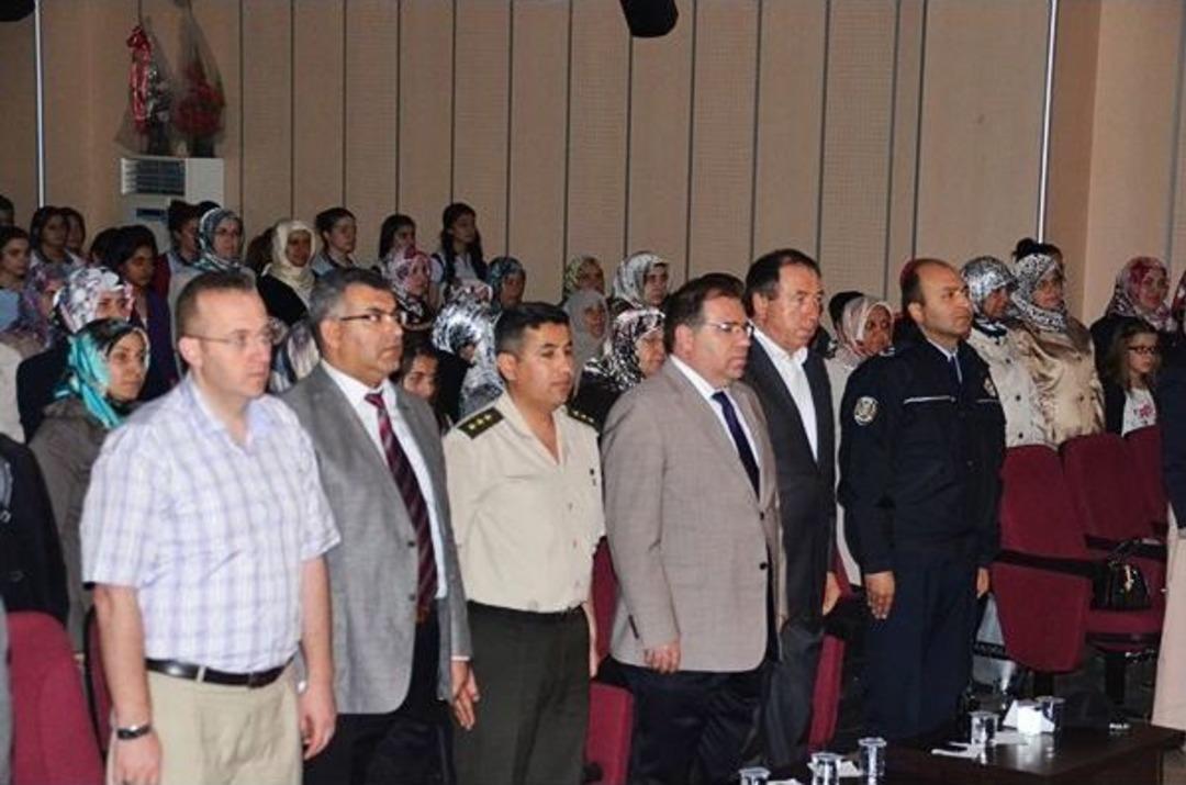 Tosya&rsquo;da Yılın Annesi D&ouml;nd&uuml; Yazıcı Se&ccedil;ildi