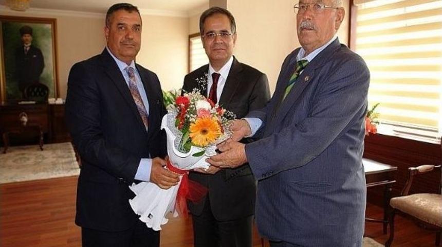 &Ccedil;ift&ccedil;ilerden Kilis Valisi Tapsız&rsquo;a Ziyaret