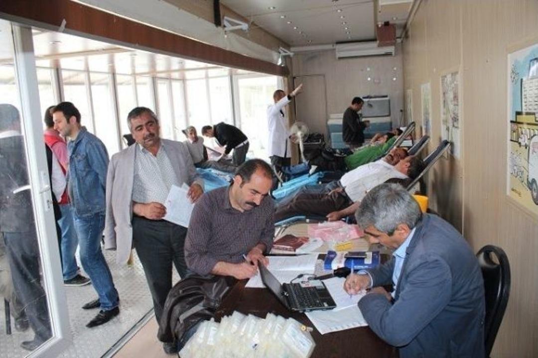 Adilcevaz&rsquo;da Kan Bağışına Yoğun İlgi