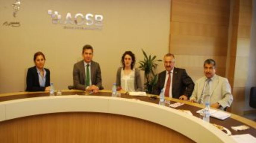 Hollandalı Heyeti AOSB'de