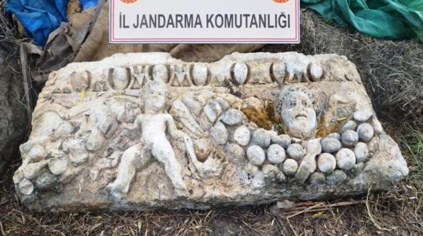 Adana'da Tarihi Eser Operasyonu