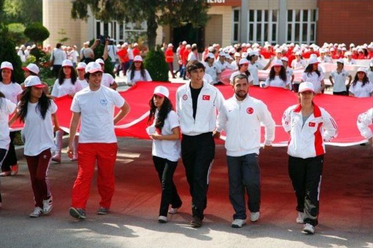 Adana’da Gençler Ata’ya Yürüdü G3