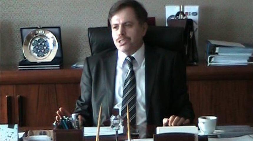 MHP, &Ccedil;&ouml;z&uuml;m S&uuml;recine Destek Veren Rekt&ouml;r&uuml; Protesto Etti