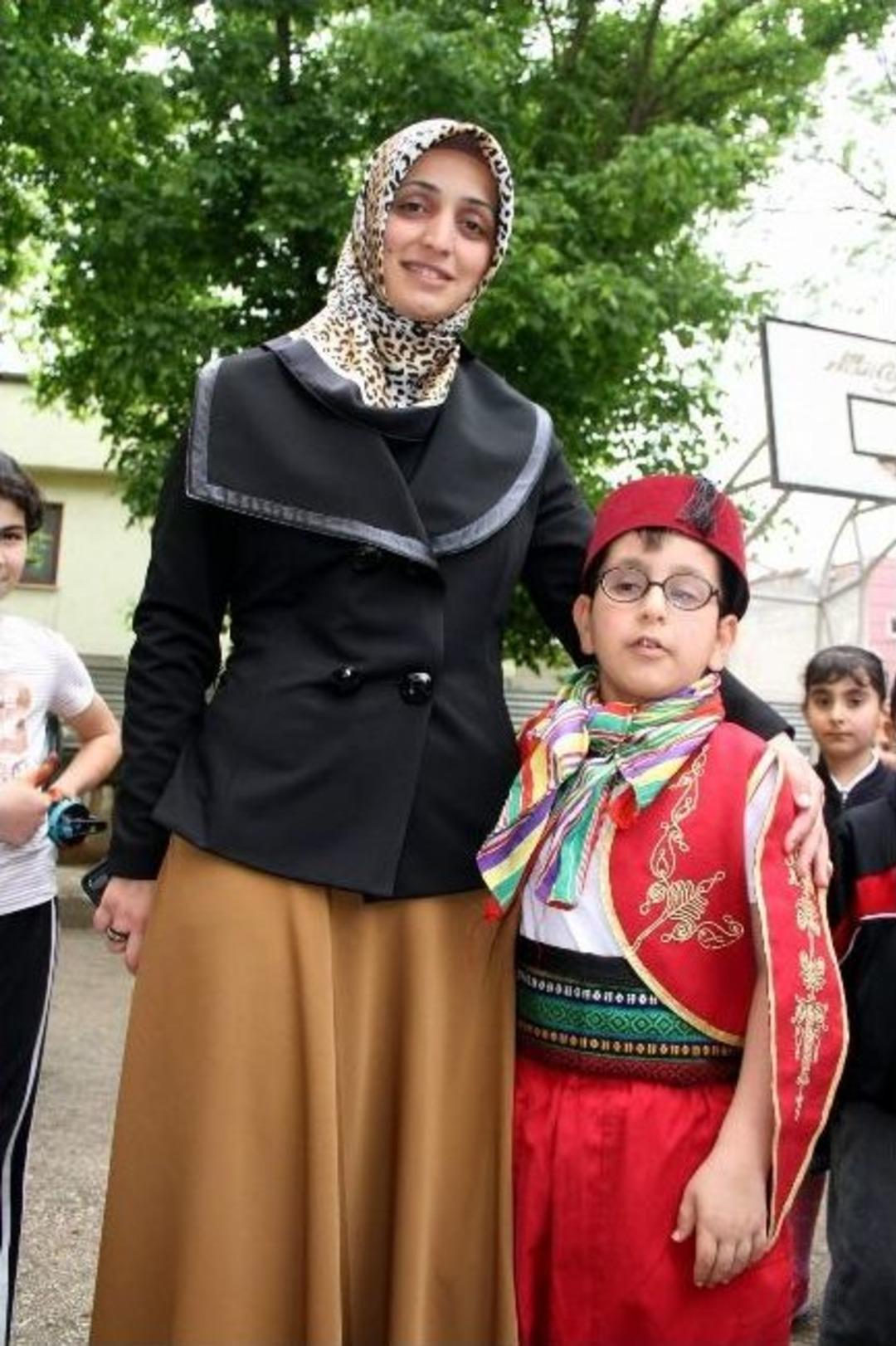 Engelsiz Anneler G&uuml;n&uuml; Kutlaması