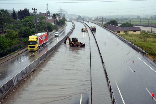 Sakarya'da Sağanak Yağış