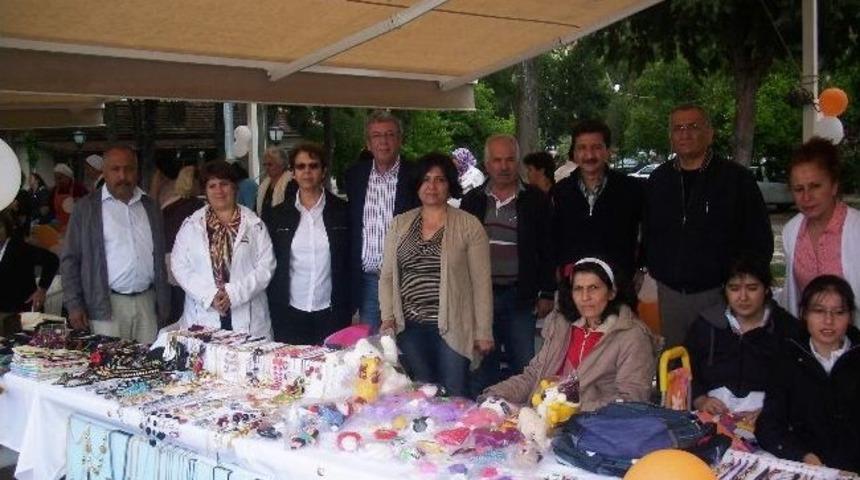 Ortaca Kent Konseyi&rsquo;den Yardım Kermesi