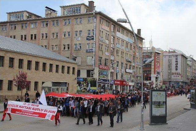 Erzurum’da “gençlik Yürüyüşü”