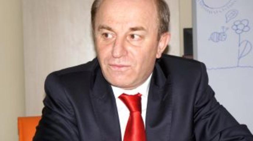 Antalya'ya Atanan Vali &Ouml;zt&uuml;rk: Erzurum'dan Ayrılmama En &Ccedil;ok Annem &Uuml;z&uuml;l&uuml;p Ağladı