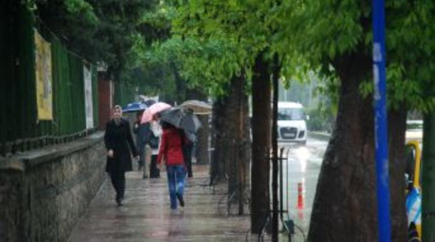 Kocaeli'nde Sağanak Yağış