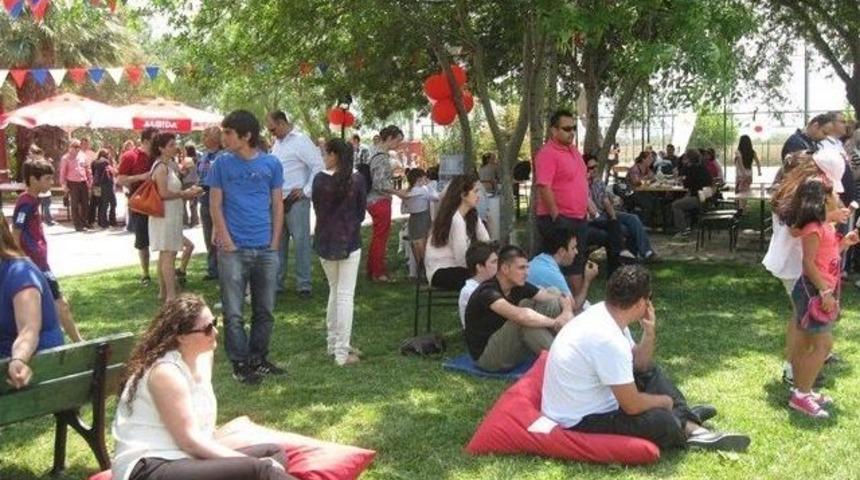 Bah&ccedil;eşehir Koleji&rsquo;nde Bahar Şenliği