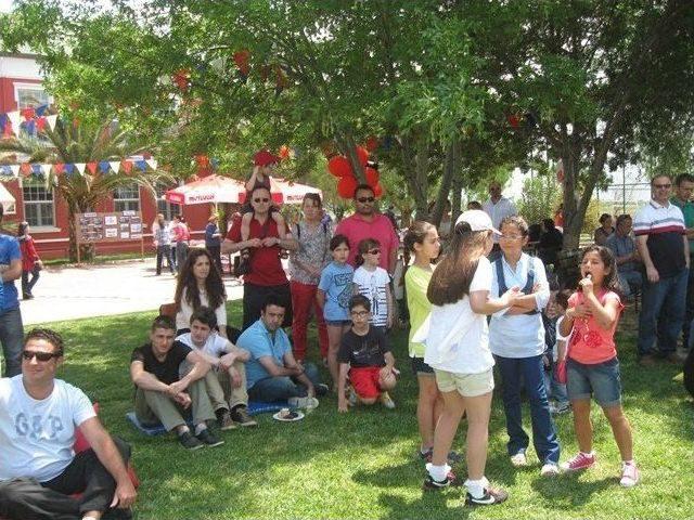 Bah&ccedil;eşehir Koleji&rsquo;nde Bahar Şenliği 2