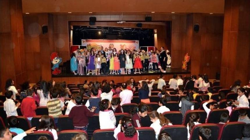 &ldquo;benim G&uuml;zel Papu&ccedil;larım&rdquo; 5 Kez Sahnelendi